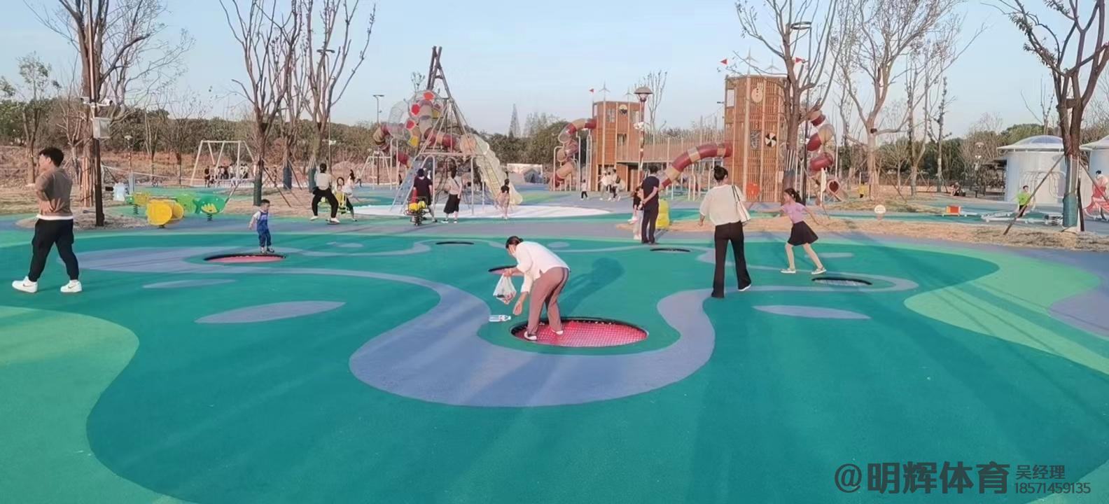 半预制塑胶跑道公园跑道是用什么材料做成的